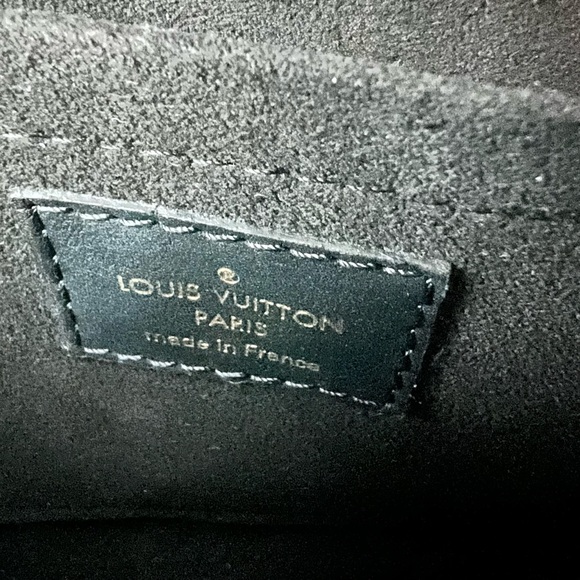 Louis Vuitton New Wave Crossbody Authentic Preloved - Picture 8 of 10